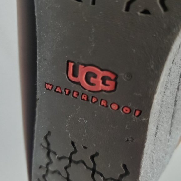 UGG "ZEA" Wedge Suede Leather Wool Waterproof Snow Boots- Size 8US - Picture 11 of 14